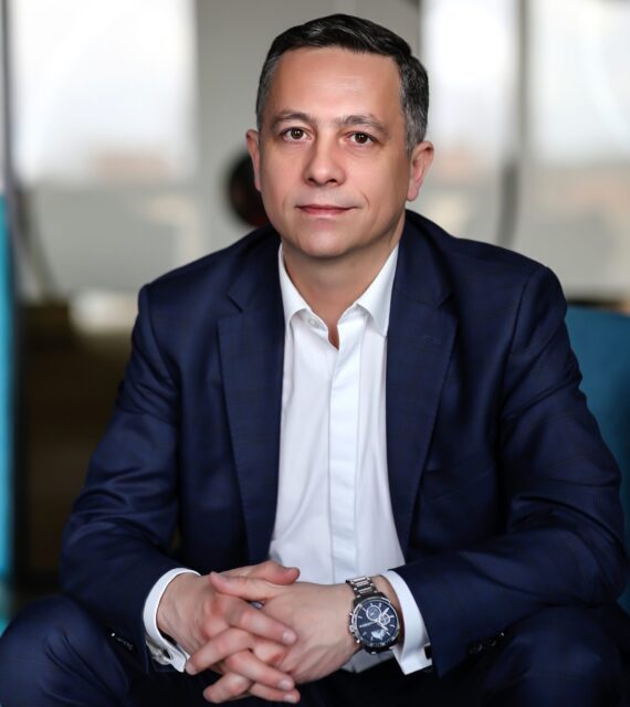 mariusz-piotrowski-ekspert-finansowy-banner-2023